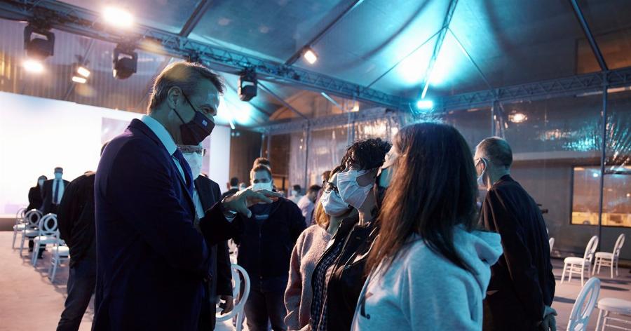 Γκάφα Μητσοτάκη: Παρουσίασε γιο ιδιοκτήτη εργοστασίου ως νέο εργαζόμενο που επέλεξε να γυρίσει στην Ελλάδα