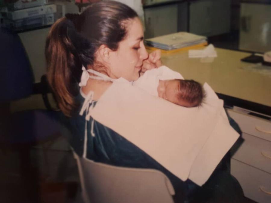 Μαρία Βοσκοπούλου: Εικόνες από τη ζωή της κόρης του Τόλη που δείχνουν πόσο όμορφη ήταν από μικρή