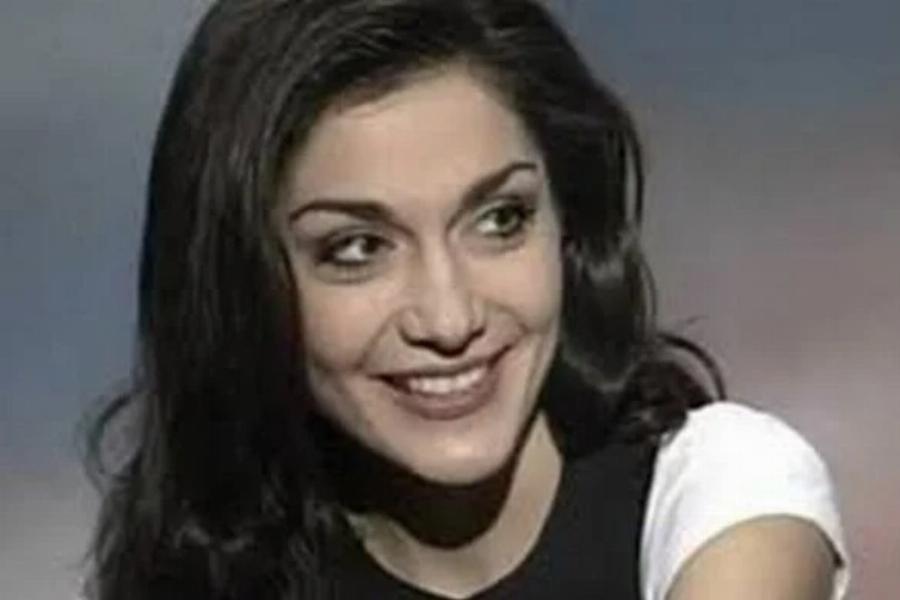 Σαν να μην πέρασε μία μέρα: Πως έμοιαζαν διάσημοι Έλληνες τη δεκαετία του 90