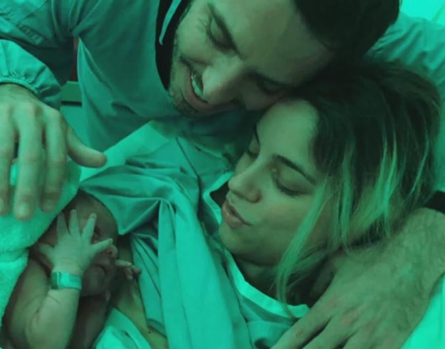 Η  γλυκιά φωτογραφία της Δούκισσας Νομικού με τον γιο της Σάββα ανήμερα της γιορτής του