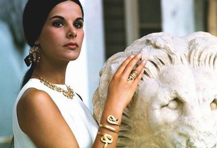 Έλενα Ναθαναήλ: Η πιο ωραία μελαχρινή του κινηματογράφου, η φωτογράφιση για το Paris Match και η μεγάλη καριέρα