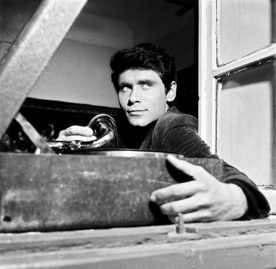 Φαίδων Γεωγίτσης: Τα φτωχικά χρόνια, η χούντα, και οι γυναίκες της ζωής του