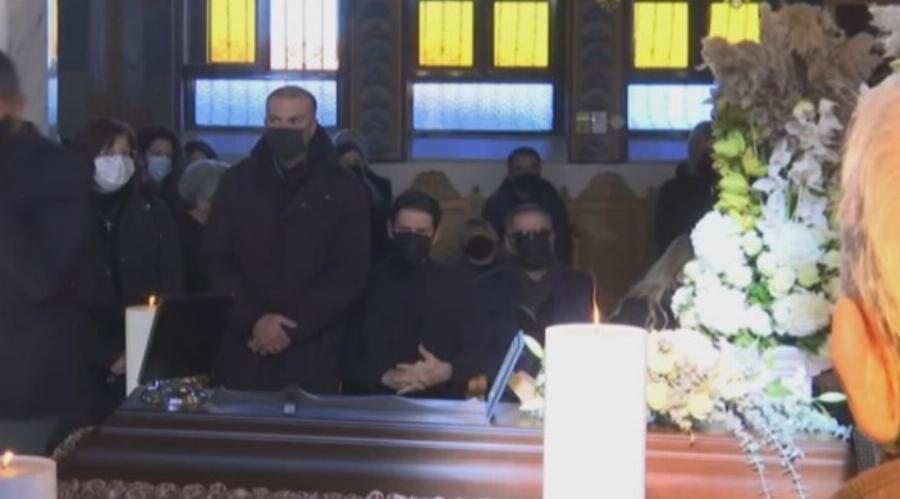 Συγκλόνισε ο αδελφός της Παρθένας Κουτμερίδου στην κηδεία της: «Υπόσχομαι να πω στο παιδί σου πως θυσίασες τη ζωή σου για να ζήσει αυτό»