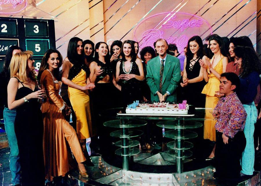 ΑΝΤ1: Ο πυροβολισμός στην Μενεγάκη και άλλες άγνωστες ιστορίες πίσω από το μακροβιότερο Ελληνικό κανάλι