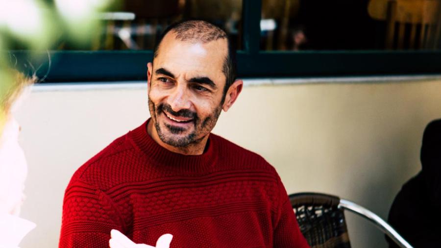 Αλέκος Συσσοβίτης: Η δουλειά στις οικοδομές από τα 13, η ψυχική ασθένεια της μητέρας του, ο αυτοδίδακτος ηθοποιός και η μεγάλη πικρία του