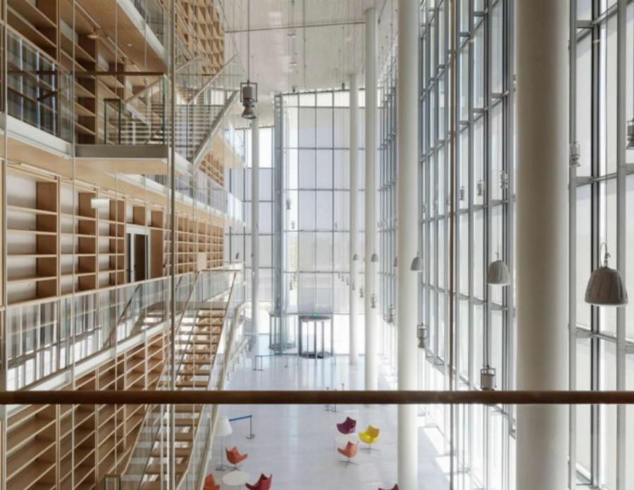 Νίκος Αναστασίου: Ο 36χρονος ξυλουργός από το Μενίδι που έγινε επίτιμος διδάκτορας της Οξφόρδης