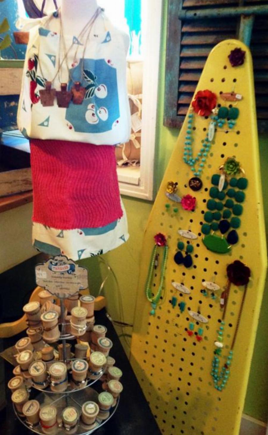 Παλιά σιδερώστρα: Τίποτα δεν πάει χαμένο – 12 ευφάνταστοι τρόποι για να την αξιοποιήσετε και να ομορφύνετε το σπίτι σας