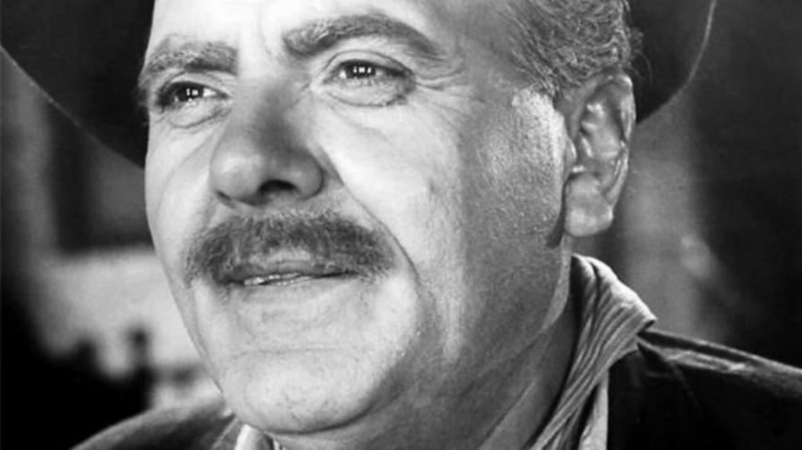 Βασίλης Αυλωνίτης: Η εγκατάλειψη από τον πατέρα του, η απόπειρα δολοφονίας και το πάθος με τον τζόγο