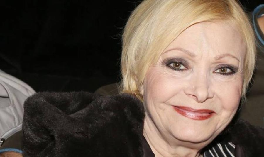 Νέλλη Γκίνη: Η έκτρωση στο εγγόνι του Ζαμπέτα, ο γάμος εξπρές, ο ράπερ γιος της και η δημόσια κατακραυγή