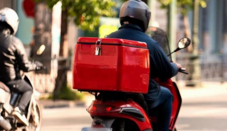 Όλα όσα μπορεί να σκέφτεται ένας ντελιβεράς: «Τα 10 λεπτά δεν είναι φιλοδώρημα» και ακόμα 9 ενοχλητικές συμπεριφορές