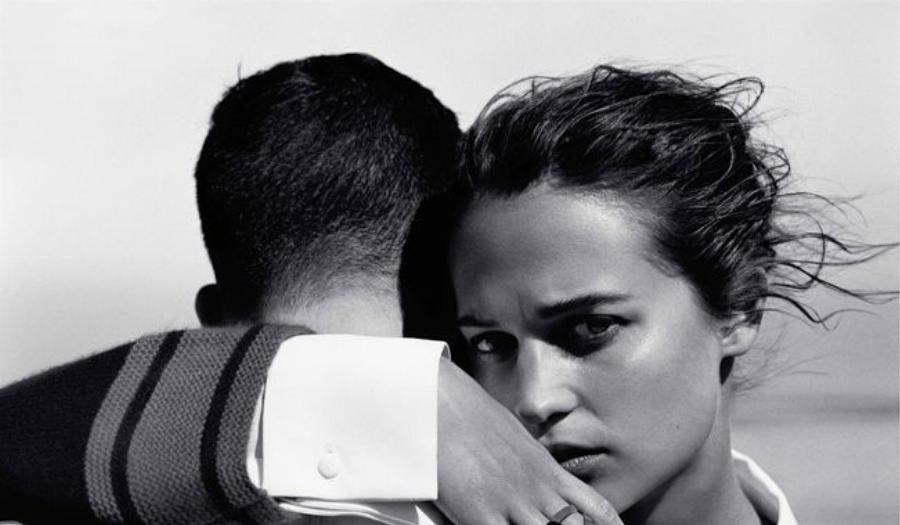 «Ένα πρωί ξύπνησα και δεν είχα πια τον άντρα που ερωτεύτηκα. Έφτιαξα μία ευτυχισμένη ζωή για μένα και αρνήθηκα να τρελαθώ»