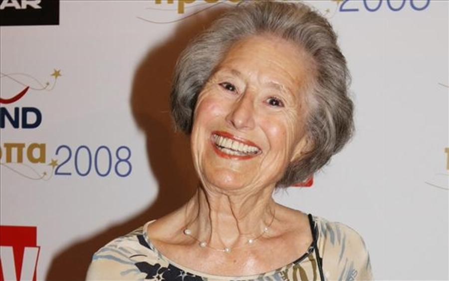 Ειρήνη Κουμαριανού: Οι αξέχαστοι ρόλοι, οι ατάκες που έγραψαν ιστορία, η συμβουλή στον Γιώργο Καπουτζίδη και το τελευταίο αντίο