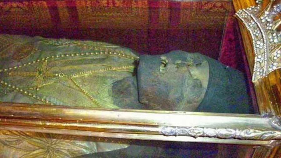 Το Θαύμα του Αγίου Διονυσίου Ζακύνθου με το καλλυμαύχιο