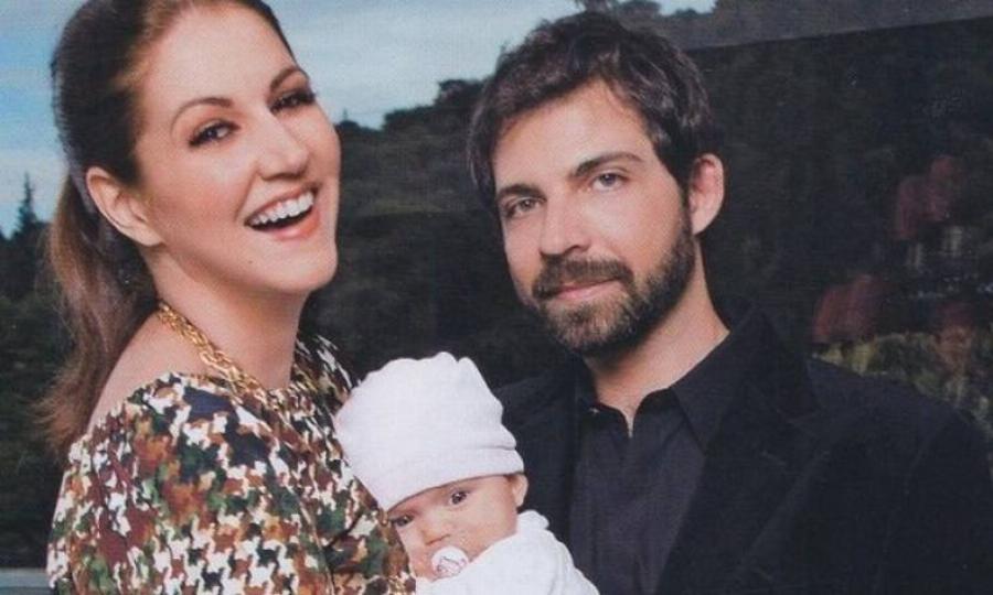 Φωτεινή Τσακίρη: Ο γάμος με θαυμαστή της, η καταγγελία για εκφοβισμό και ο ρόλος στο “50-50”