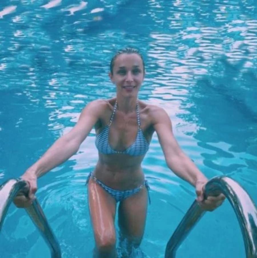 Κάτια Ζυγούλη: 43 ετών, τέσσερις γέννες και σώμα αψεγάδιαστο