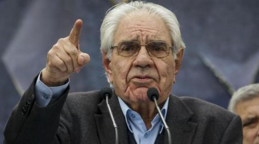 «Έγκλημα κατά της ανθρωπότητας» – Πυρά από τον συνταγματολόγο Γιώργο Κασιμάτη