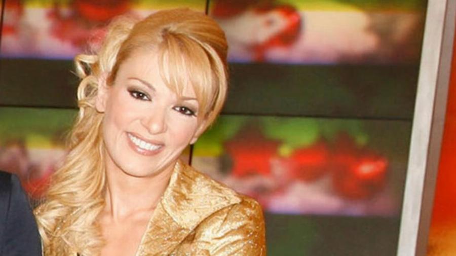 Απέκτησαν παιδί με υιοθεσία: 14 περιπτώσεις Ελληνίδων διάσημων που υιοθέτησαν