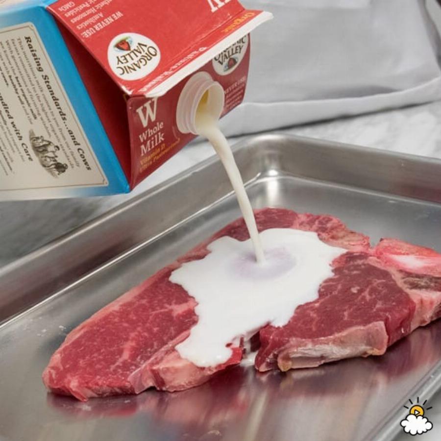 Χαλασμένο γάλα: Αυτοί είναι οι 9 λόγοι που δεν πρέπει ποτέ να πετάτε το γάλα που έχει λήξει