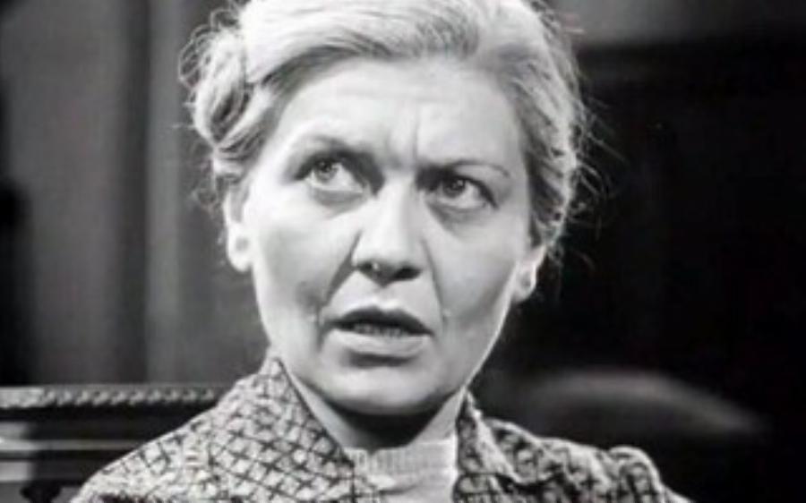 Τζόλυ Γαρμπή: Η ώριμη κυρία του σινεμά, οι τρομεροί ρόλοι της μάνας και το μοναχικό τέλος στο γηροκομείο που μαθεύτηκε 10 μέρες μετά