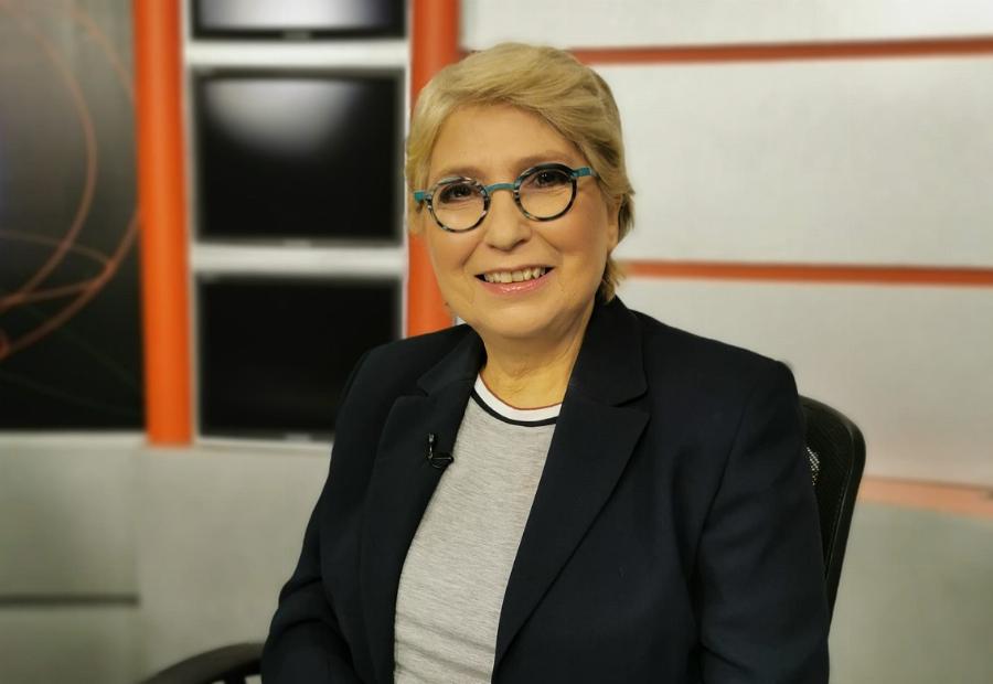 Διάσημοι Έλληνες που υιοθέτησαν παιδί: 8 περιπτώσεις που μας συγκινούν