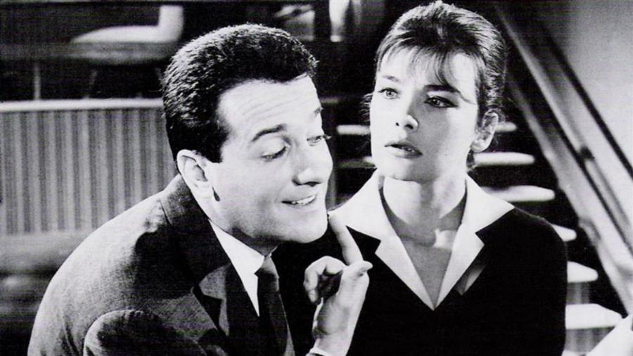 Αλέκος Αλεξανδράκης: Ο ζεν πρεμιέ του ελληνικού κινηματογράφου που καμία γυναίκα δεν μπόρεσε να του αντισταθεί