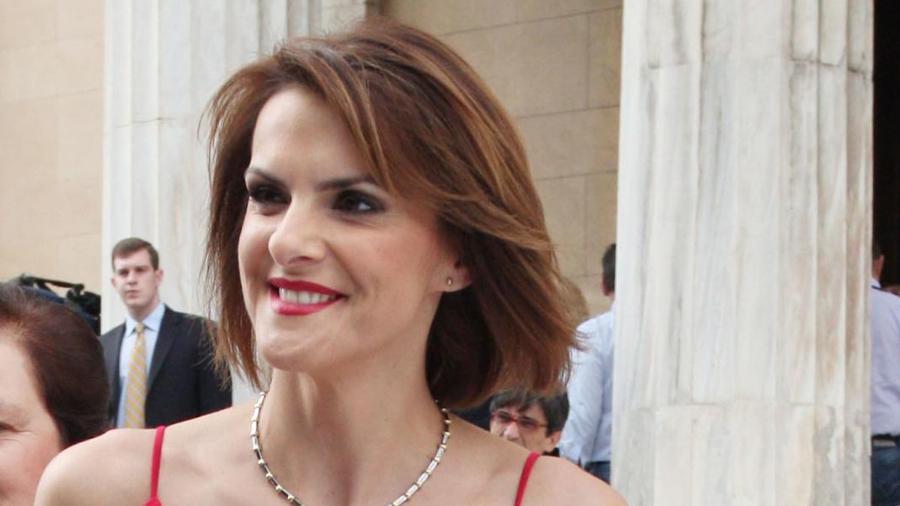 Απέκτησαν παιδί με υιοθεσία: 14 περιπτώσεις Ελληνίδων διάσημων που υιοθέτησαν