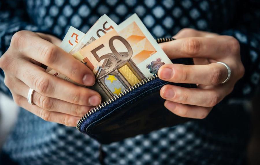 Oι αλλαγές στον κατώτατο μισθό: Στα 663 ευρώ με αύξηση 13 ευρώ από την Πρωτοχρονιά