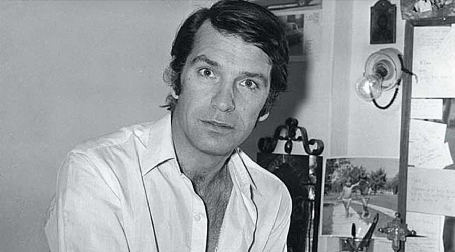 Νίκος Κούρκουλος: Η γυμνή θαυμάστρια, ο θάνατος των αδελφών του και ο κεραυνοβόλος έρωτας με τη Μαριάννα Λάτση που τον οδήγησε στο διαζύγιο