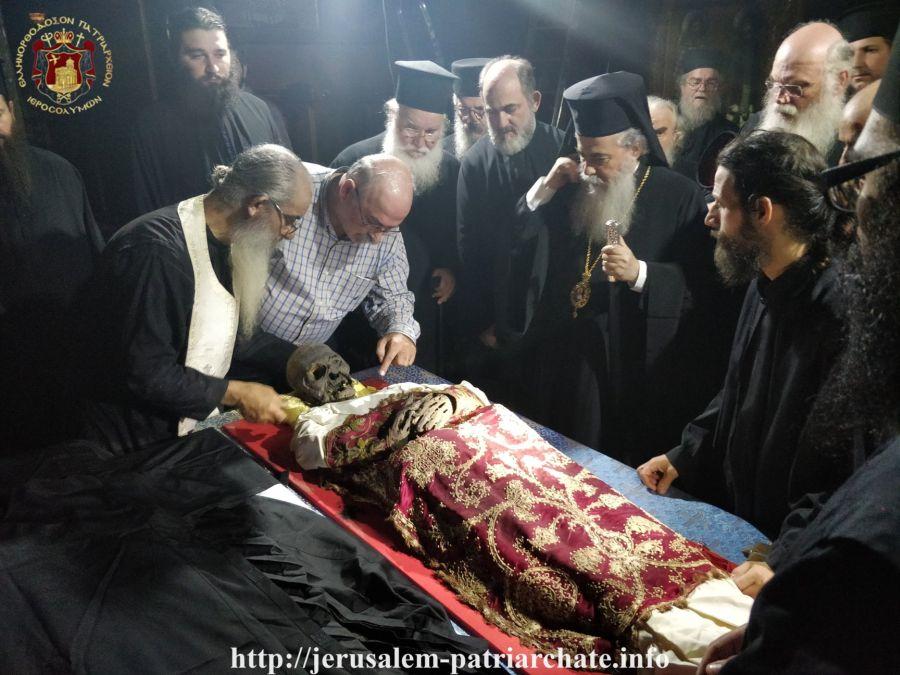 Ποιος ήταν ο Άγιος Νικόλαος που εορτάζει σήμερα 6 Δεκεμβρίου