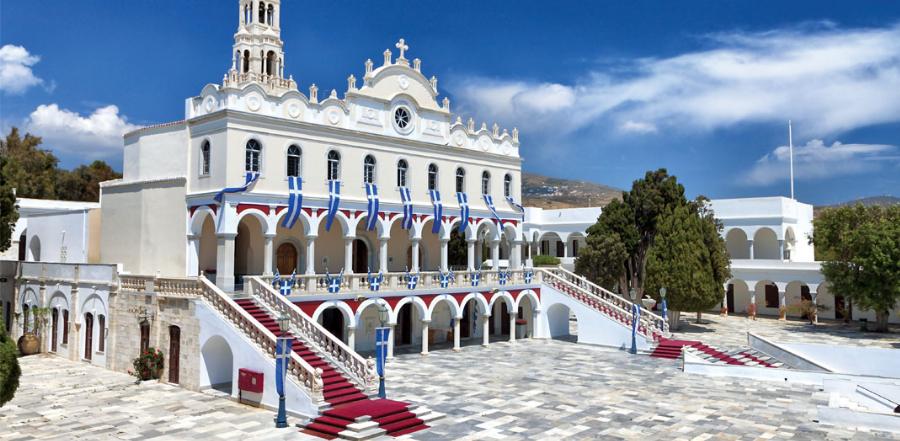 Παναγία της Τήνου: Τα θαύματα της στους πονεμένους ανθρώπους