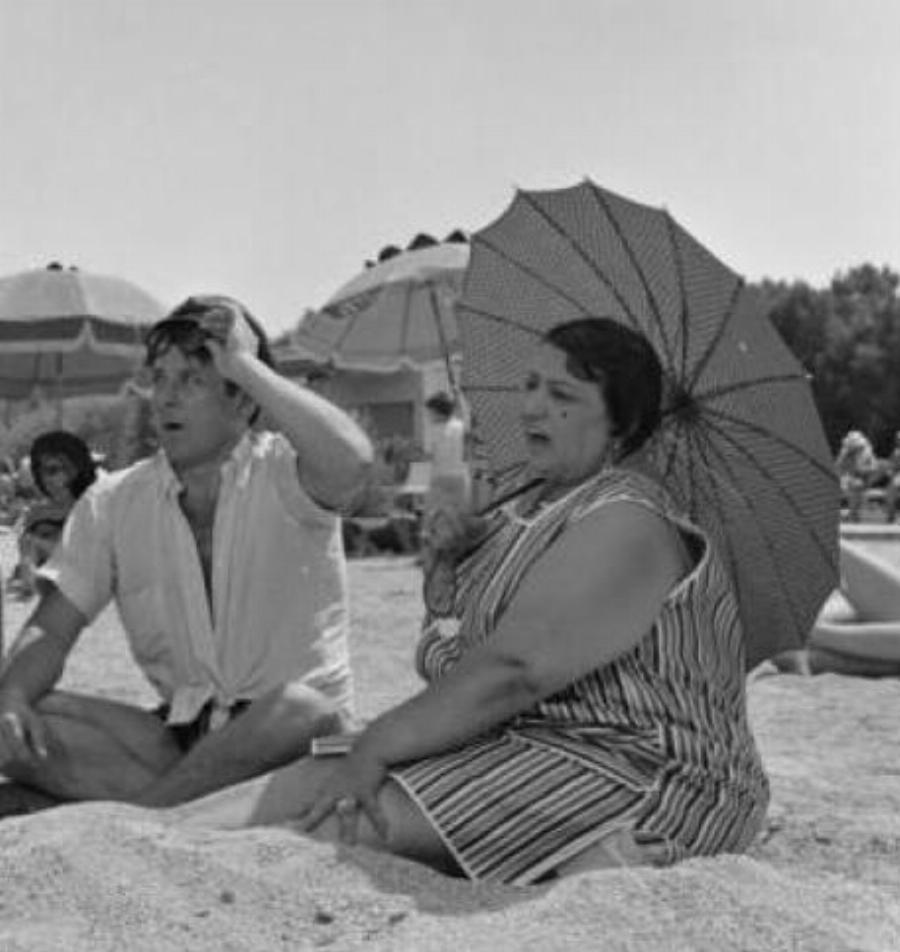 Μαίρη Μεταξά: Η “κλασσική Ελληνίδα πεθερά”, που δεν απέκτησε ποτέ παιδιά και έφυγε μόνη και ξεχασμένη