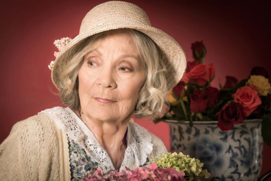 Έρση Μαλικένζου: Οι σειρές που την απογείωσαν, η μυστική προσωπική της ζωή και η κολλητή της Ντίνα Κώνστα