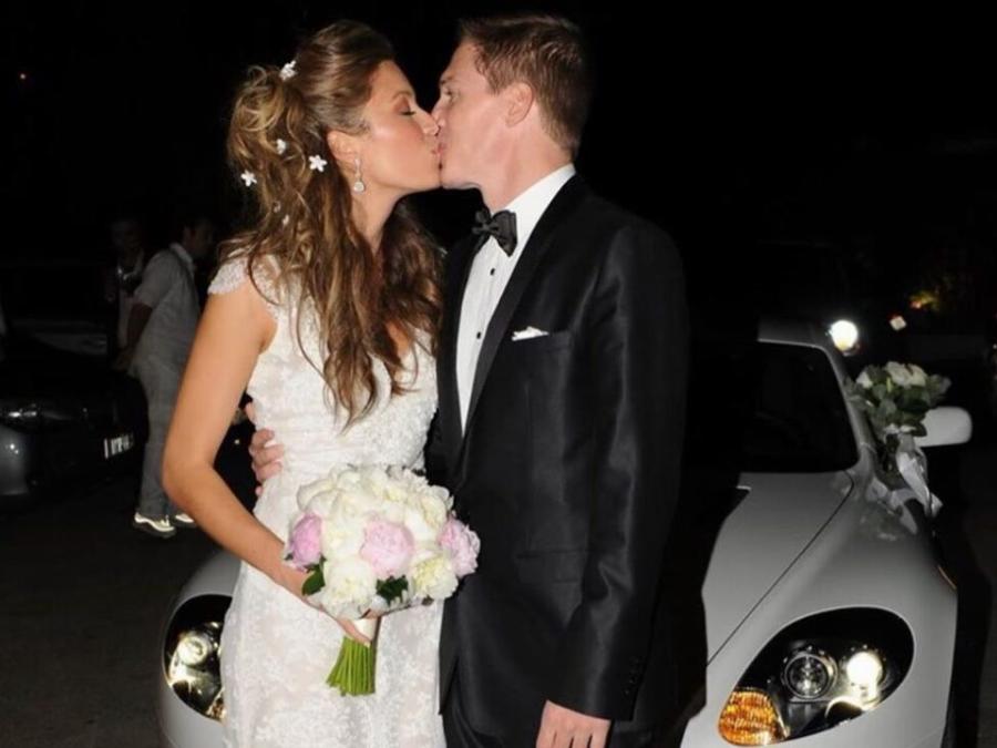 Μαριέττα Χρουσαλά: Η ομοιότητα με τον αδερφό της, ο παραμυθένιος γάμος και τα ρούχα αξίας χιλιάδων ευρώ