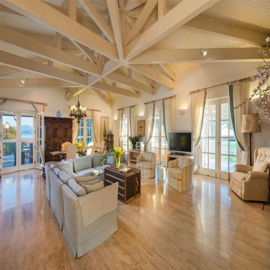 Βρέθηκε το ακριβότερο σπίτι στην Ελλάδα: Είναι 568 τ.μ και κοστίζει 20 εκατομμύρια – Το εσωτερικό του μας κόβει την ανάσα