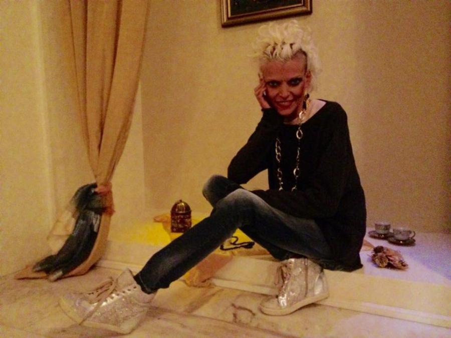 Νανά Καραγιάννη: Τα δύσκολα παιδικά χρόνια, το διαζύγιο, η μάχη με την ανορεξία, ο μοναχικός θάνατος και η κληρονομιά που άφησε στην φίλη της