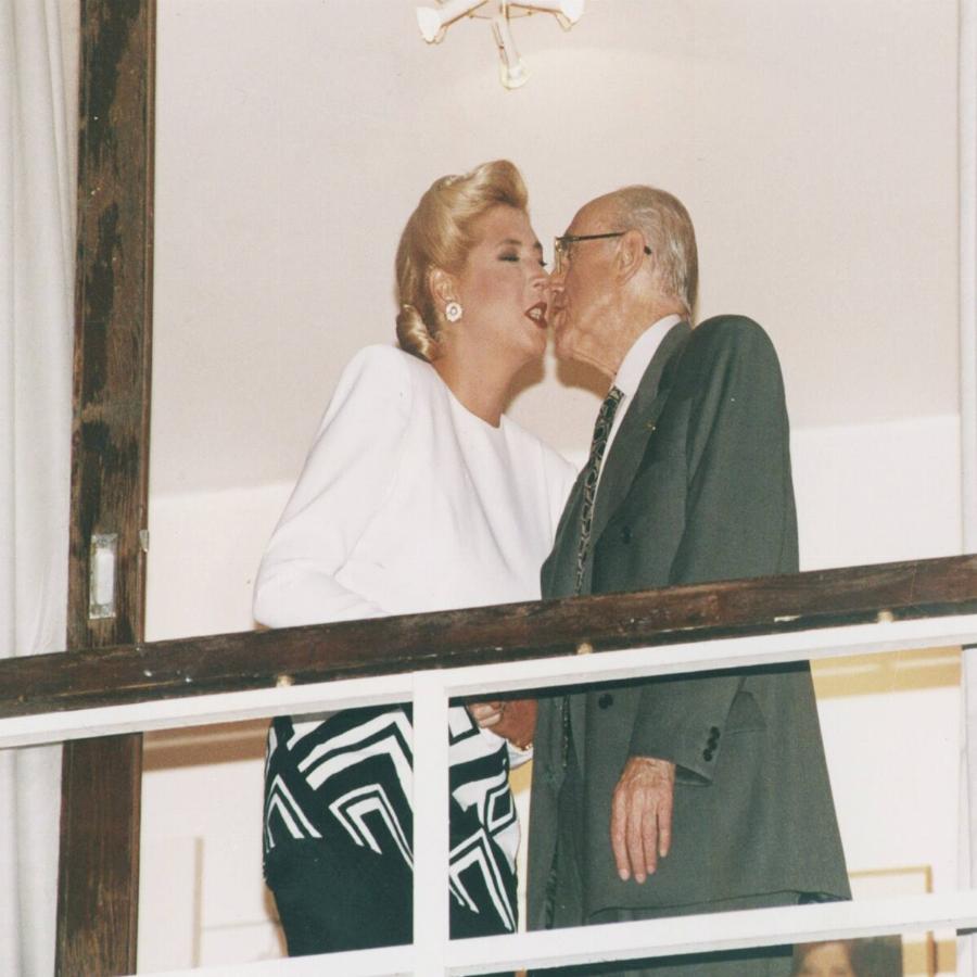 Έγραψαν ιστορία και μας έκαναν να ανατριχιάσουμε: 10 παθιασμένα φιλιά