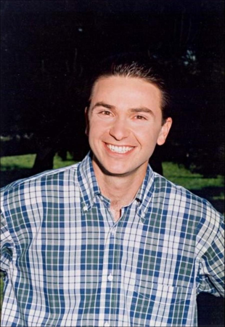 Αντώνης Παραράς: Ο κολλητός και συνεργάτης του Αντώνη Κανάκη που έφυγε από τη ζωή στα 29 του χρόνια