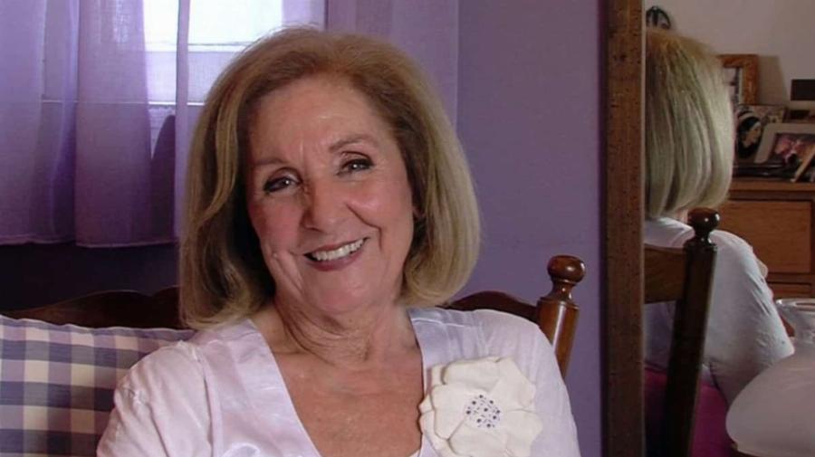 Κάρμεν Ρουγγέρη: Η ζωή σε μοναστήρι, η γνωριμία με τον σύζυγό της και ο ρόλος που της έχει μείνει αξέχαστος