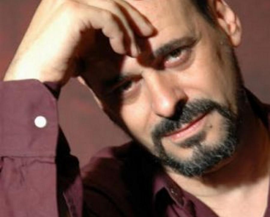 Ζαχαρίας Ρόχας: Η συμμετοχή του στη Λάμψη, η σχέση με τον Φώσκολο, το τροχαίο που παραμόρφωσε το πρόσωπο του και οι 30 μαχαιριές