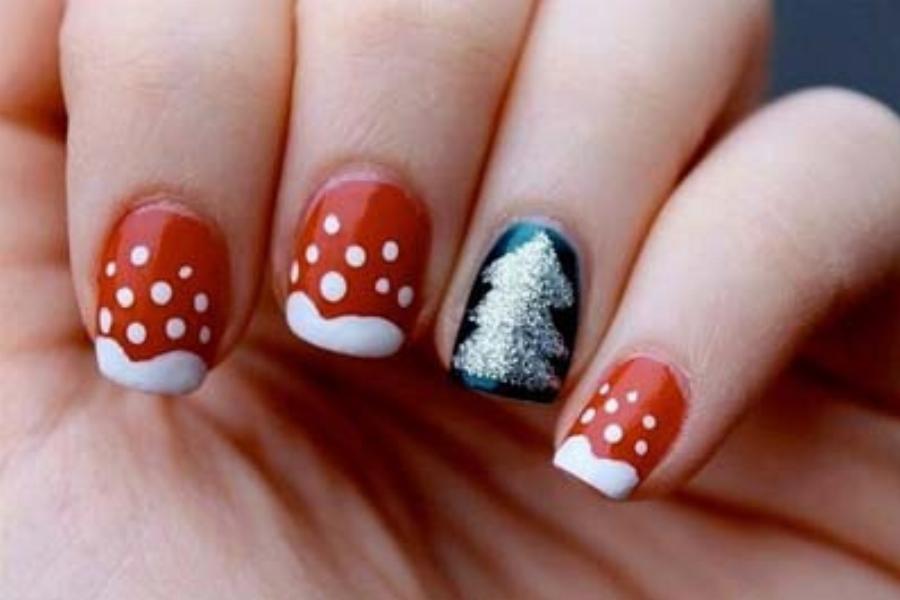 Υπέροχα γιορτινά σχέδια στα νύχια για τα Χριστούγεννα για να πάρετε ιδέες