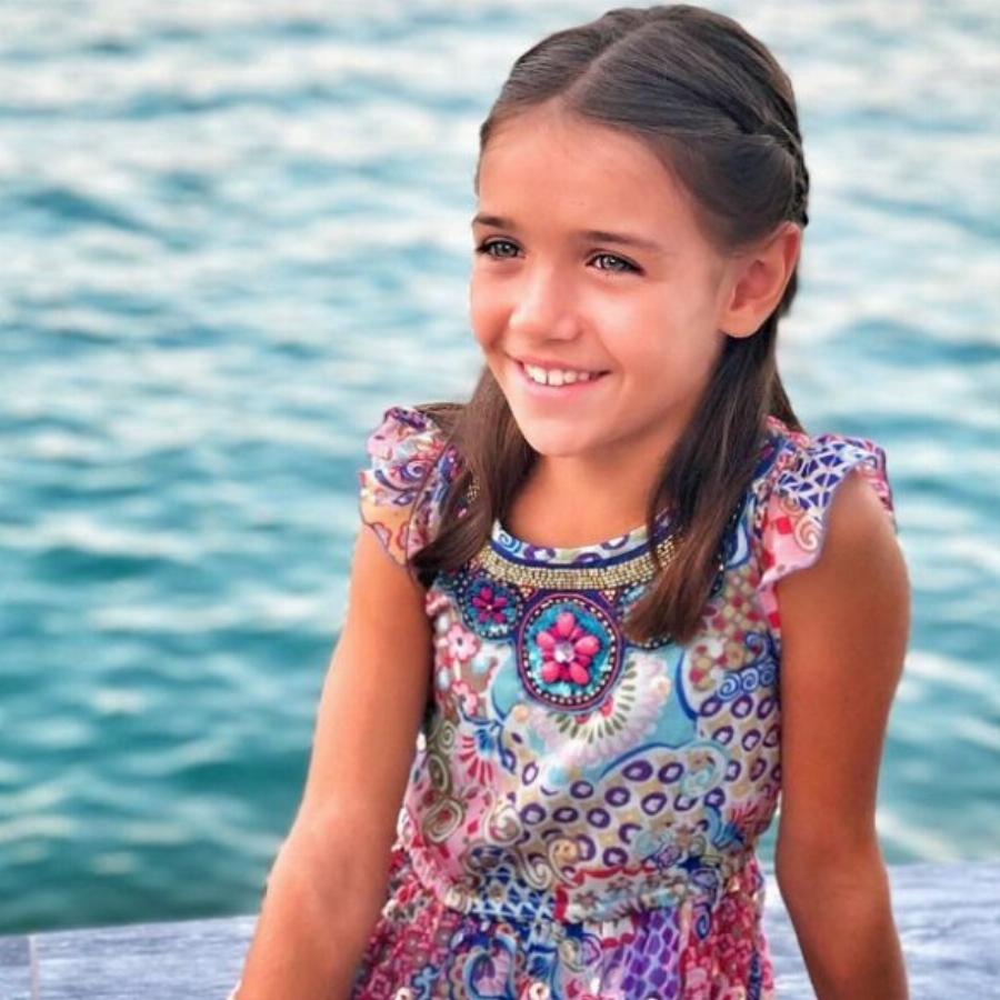 Θάνος Πετρέλης: Τα κοριτσάκια του μεγάλωσαν – Πήραν τα μάτια του και έχουν αγγελικό πρόσωπο