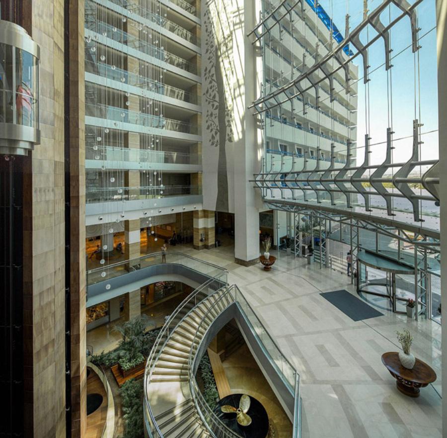 Το πολυτελές ξενοδοχείο στην Τουρκία που έχει την μορφή του… Τιτανικού