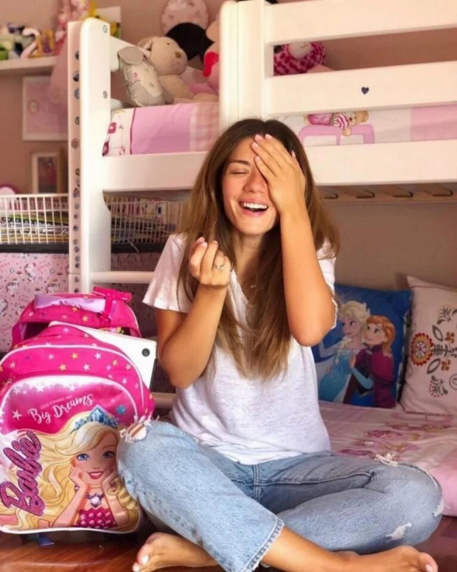 Βάσω Λασκαράκη: Το πολυτελές σπίτι στην Κηφισιά, η όμορφη κουζίνα, το υπέροχο τζάκι και ο τεράστιος κήπος