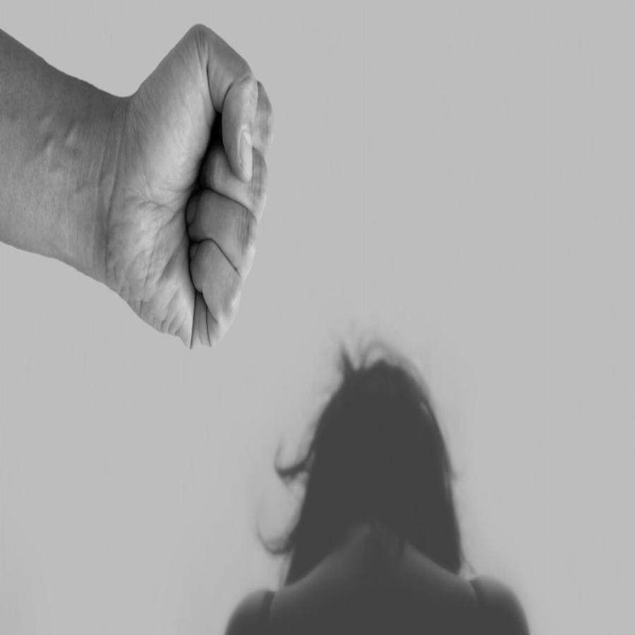 Ηράκλειο: 59χρονος έδειρε την συζυγό του μπροστά στα παιδιά γιατί μαγείρεψε ψαρόσουπα