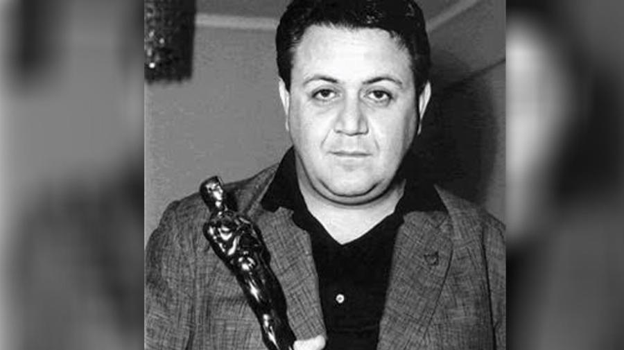 Μάνος Χατζιδάκις: Ο λόγος που απεχθάνονταν τα τραγούδια της Βουγιουκλάκη, τα Όσκαρ και η πώληση τραγουδιών για να φτιάξει τα δόντια του