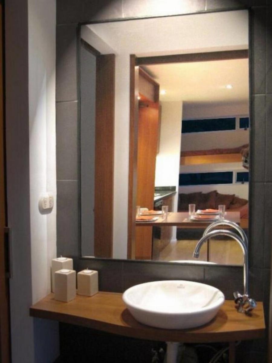 Κατοικία Κοντέινερ: Είναι ετοιμοπαράδοτο, έρχεται στο χώρο σου, κοιμίζει 4 άτομα και το εσωτερικό του είναι άνετο και λουξ