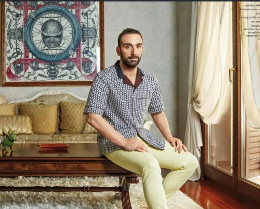 Νίκος Κοκλώνης: Η πολυτελής ζωή, το σπίτι που είναι αληθινό παλάτι και ο Χριστουγεννιάτικος στολισμός