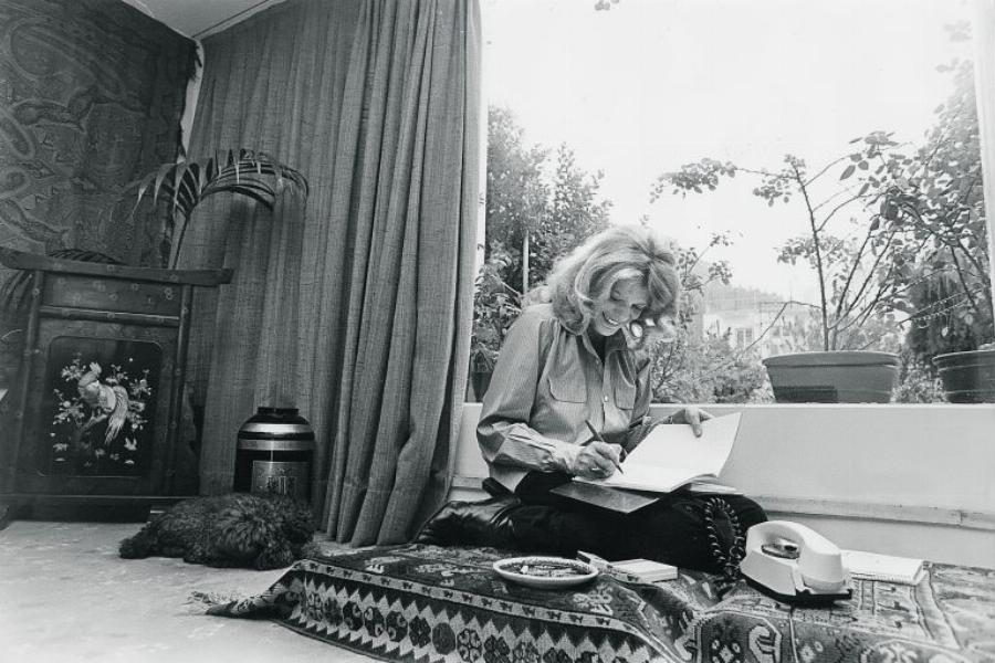 Μελίνα Μερκούρη: Ο γάμος σε νεαρή ηλικία, η γνωριμία με τον Ζυλ Ντασέν και το τελευταίο μήνυμα της πάνω σε ένα πακέτο τσιγάρα