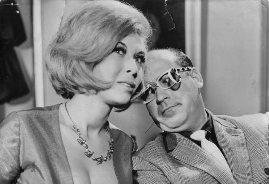 Ρία Δελούτση: Η επιτυχίες στα καλλιστεία, η απομάκρυνση από τα φώτα και η απώλεια του γιου της, που της τσάκισε τη ζωή