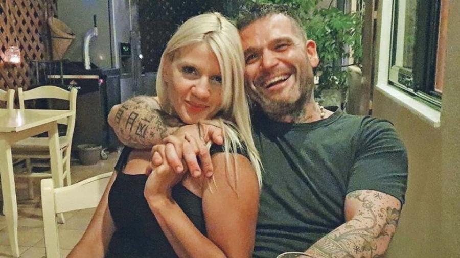 Γάμοι βγαλμένοι από παραμύθι: 16 γάμοι διάσημων Ελλήνων το 2021 και τα ονειρικά νυφικά τους